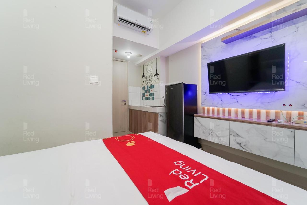 Redliving Springlake Summarecon - Novi Tower Freesia Hotel