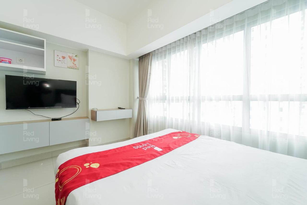 Hotel Redliving Springlake Summarecon - Novi Tower Freesia Bekasi