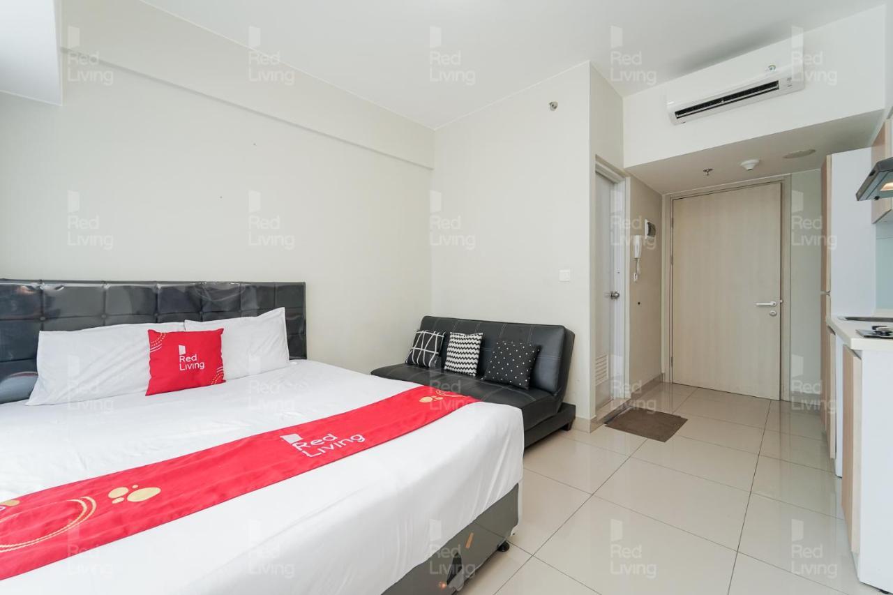 Hotel Redliving Springlake Summarecon - Novi Tower Freesia Bekasi